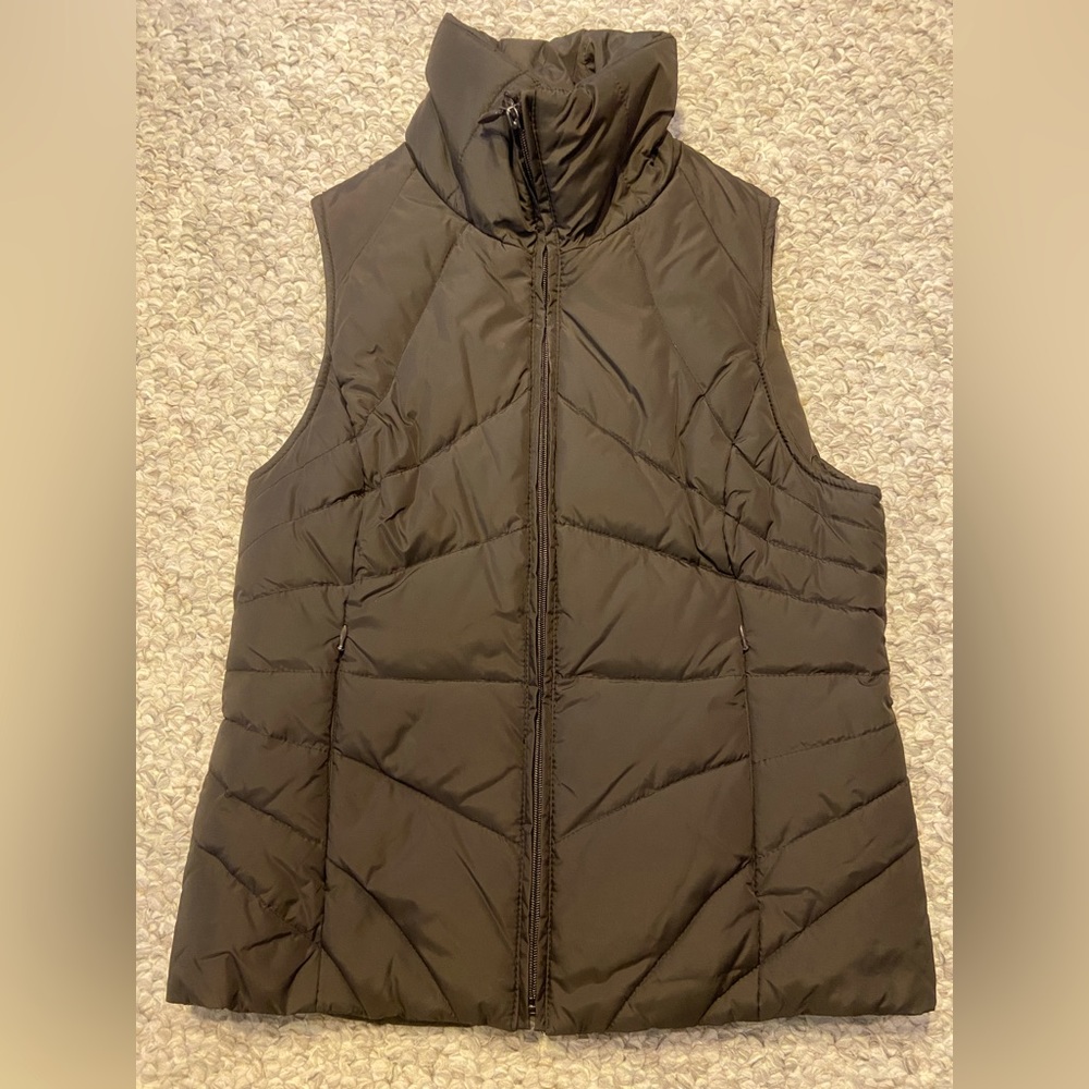 Kenneth Cole Reaction down puffer vest, brown, Sz S womens